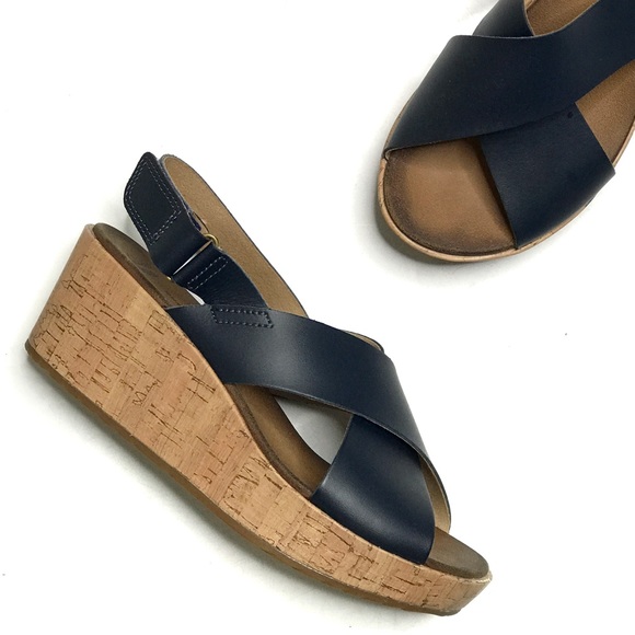 clarks criss cross sandals